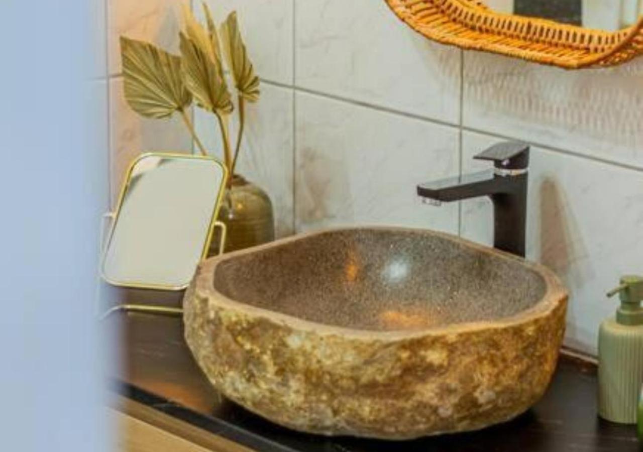 Luxury Apartment By The Famous Vaci Street ブダペスト エクステリア 写真
